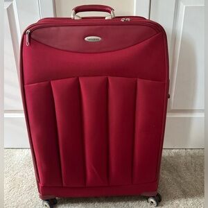Samsonite Silhouette 10 29 inch softside spinner in Red